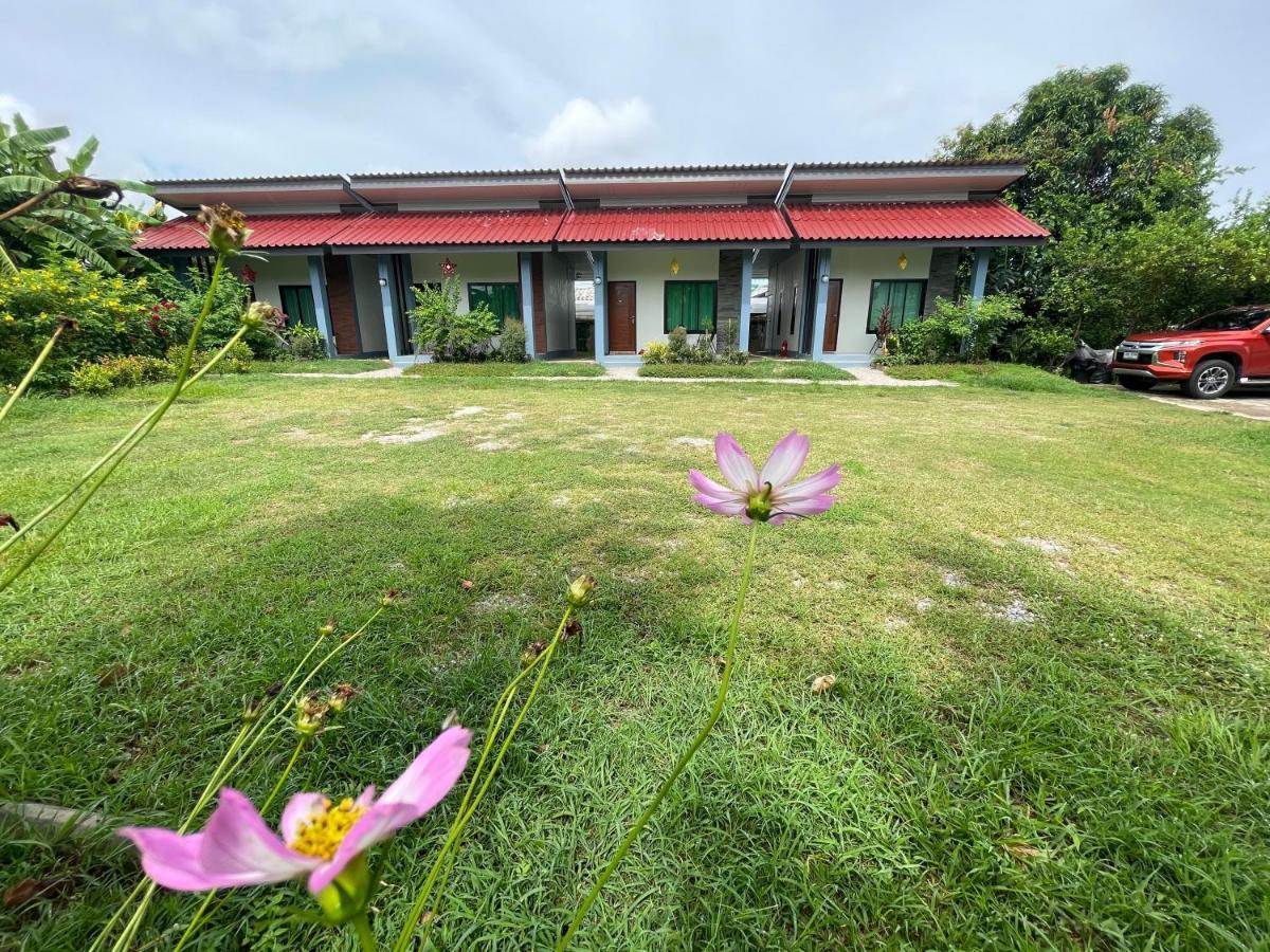 파야오 Jeerat House จิรัสเฮ้าส์ 아파트 외부 사진